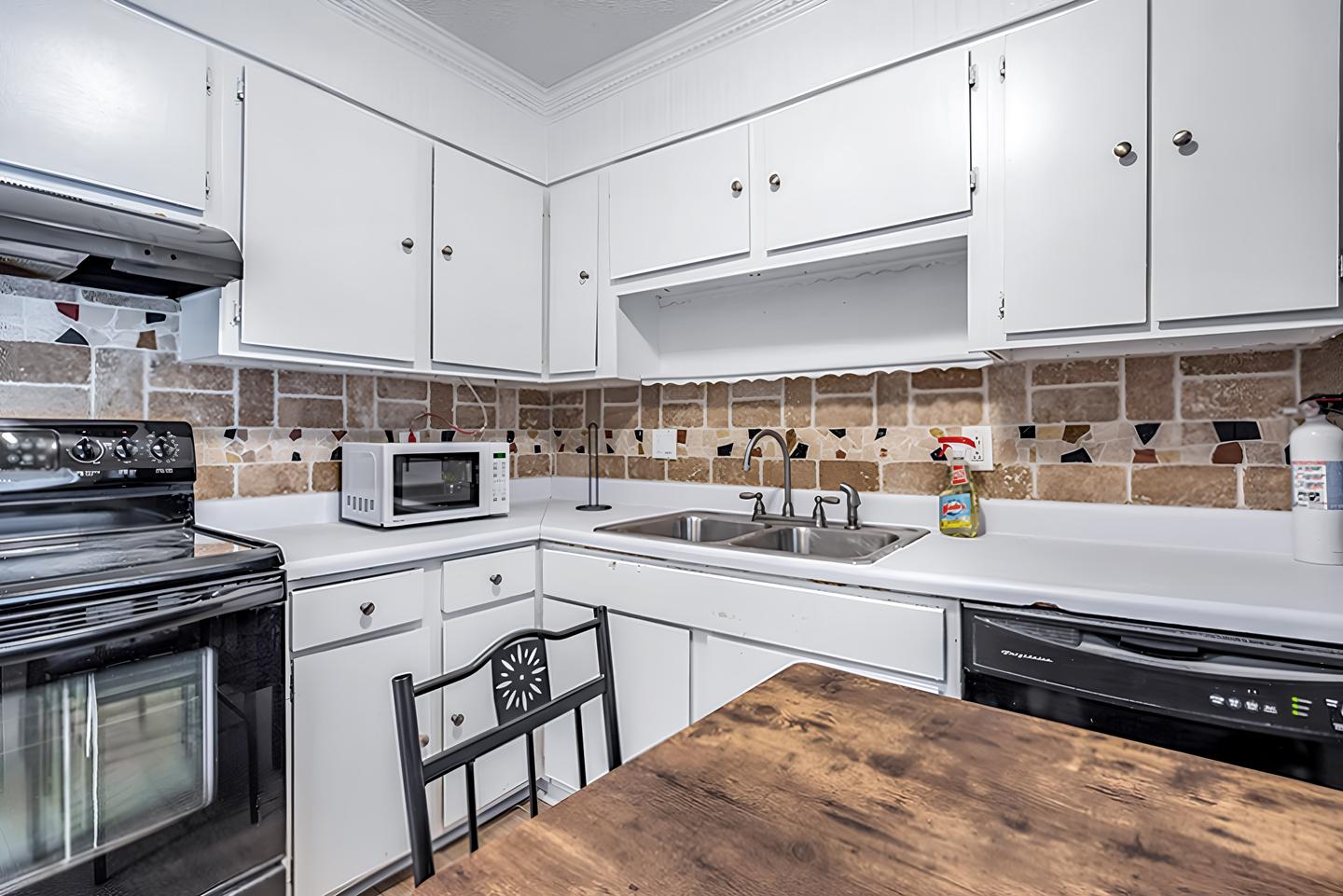 Common spaces including the kitchen