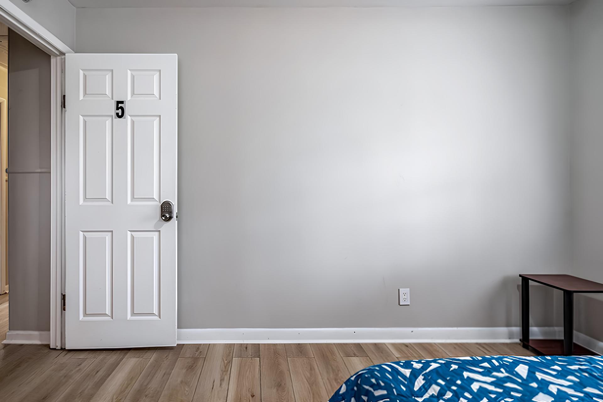 bedroom, detected: