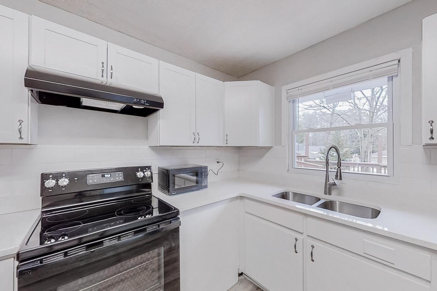 Common spaces including the kitchen