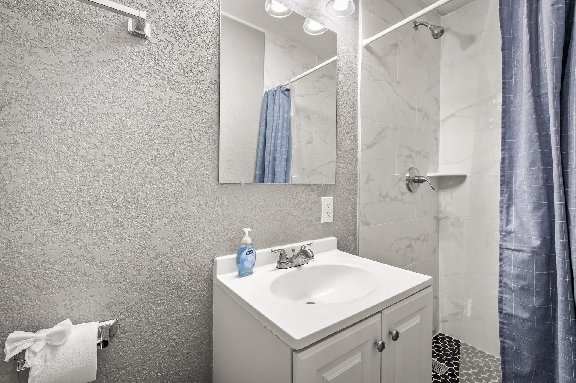 bathroom, detected: