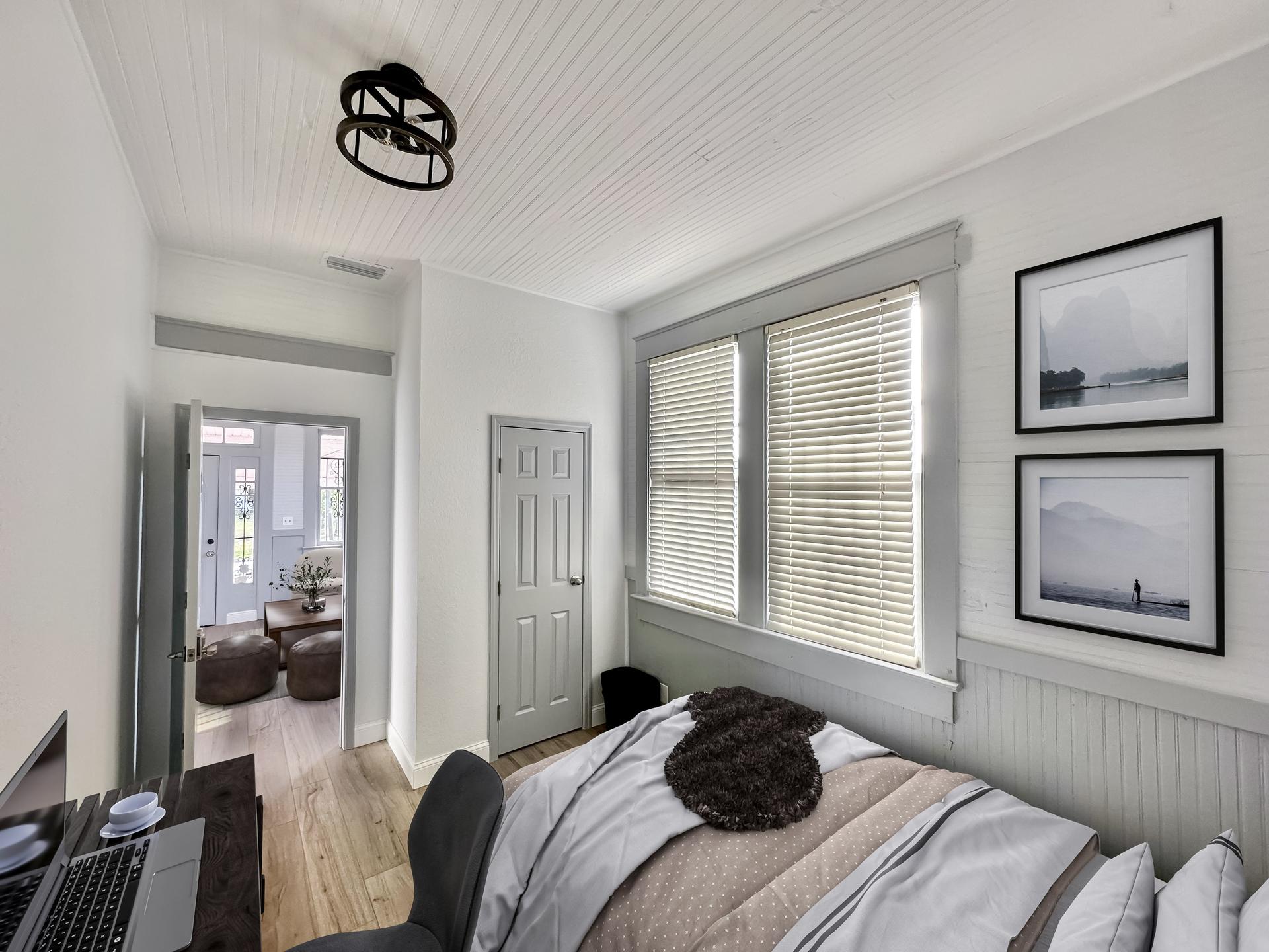 bedroom, detected:bed, window blind