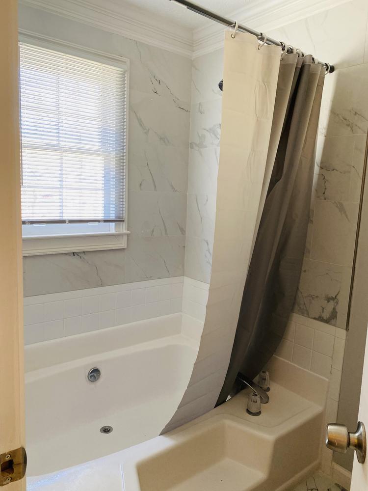 Bathroom(s)
