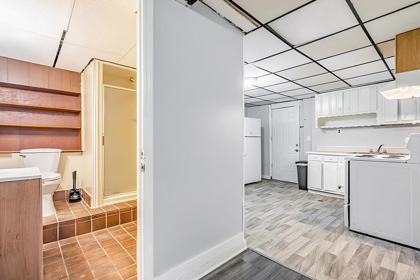 Common spaces including the kitchen