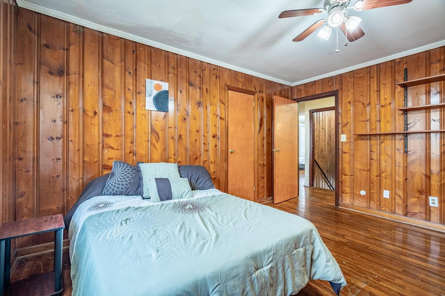 bedroom