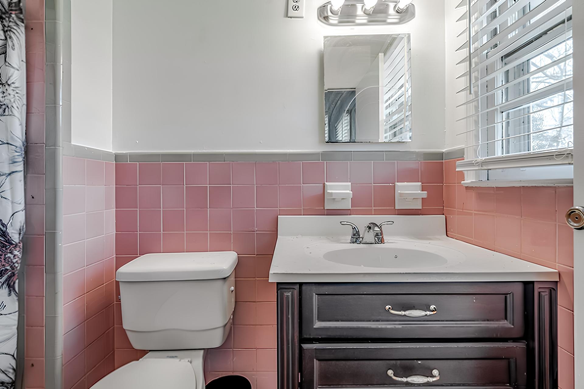 bathroom, detected: