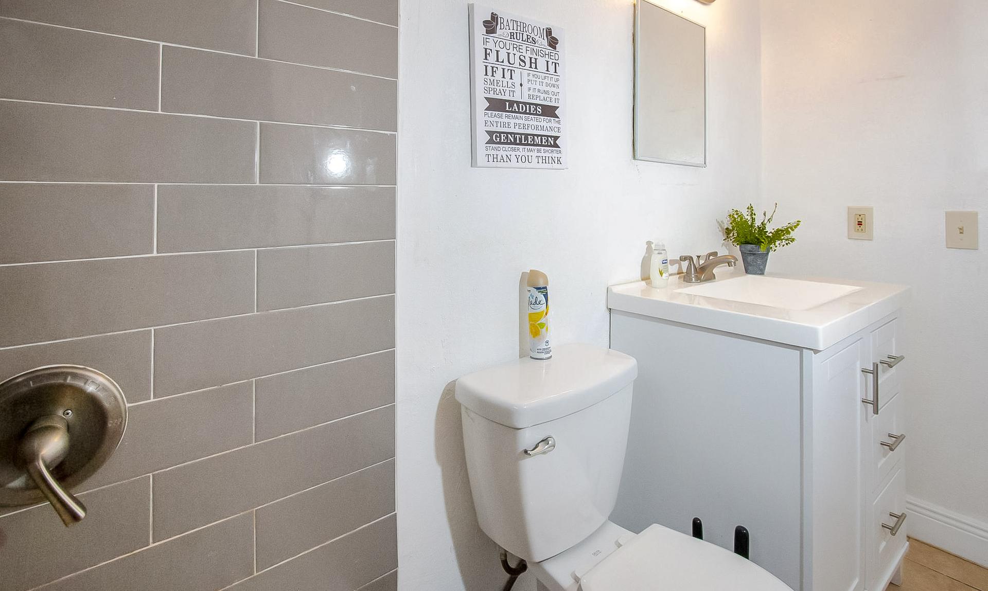 Bathroom(s)