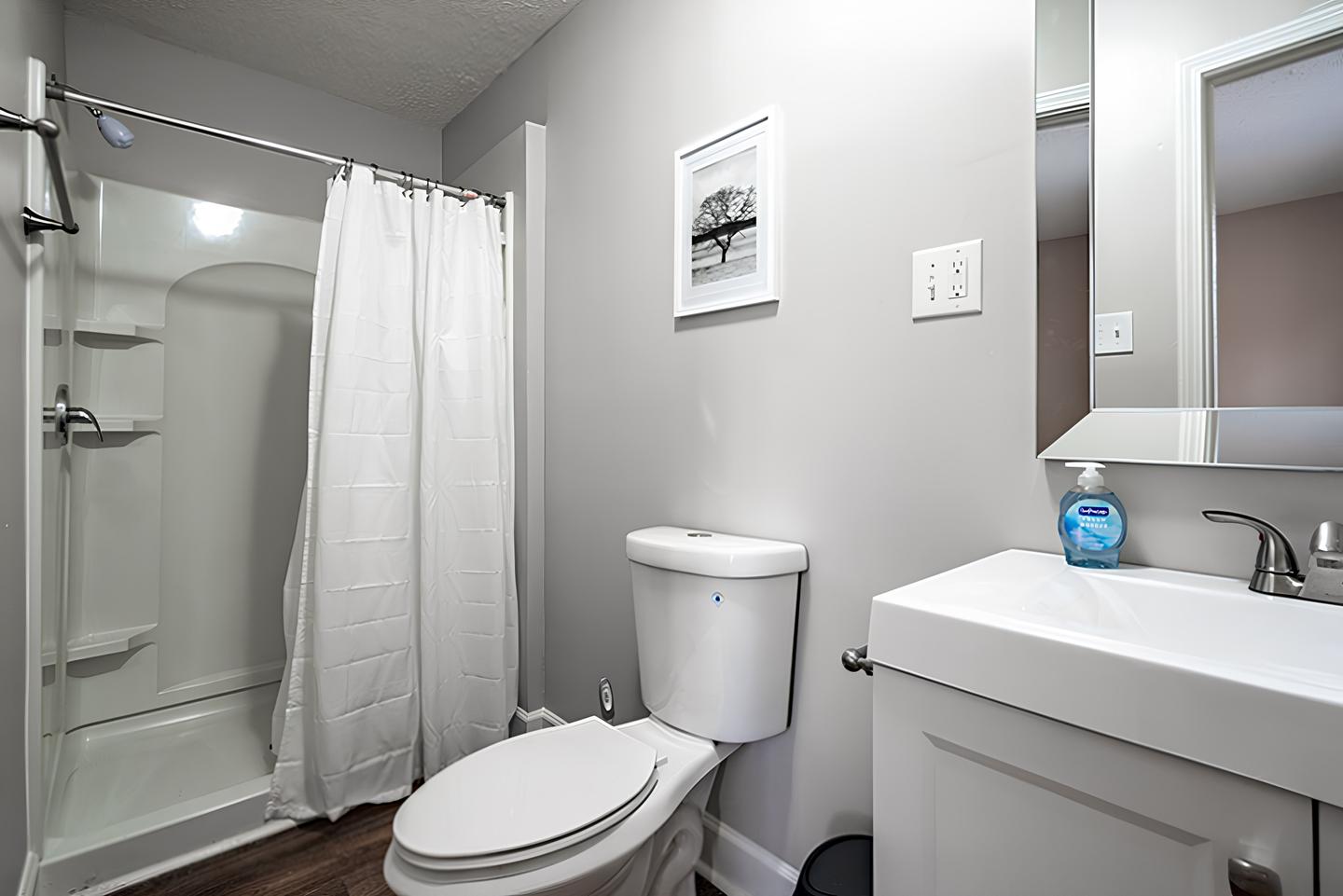 Bathroom(s)