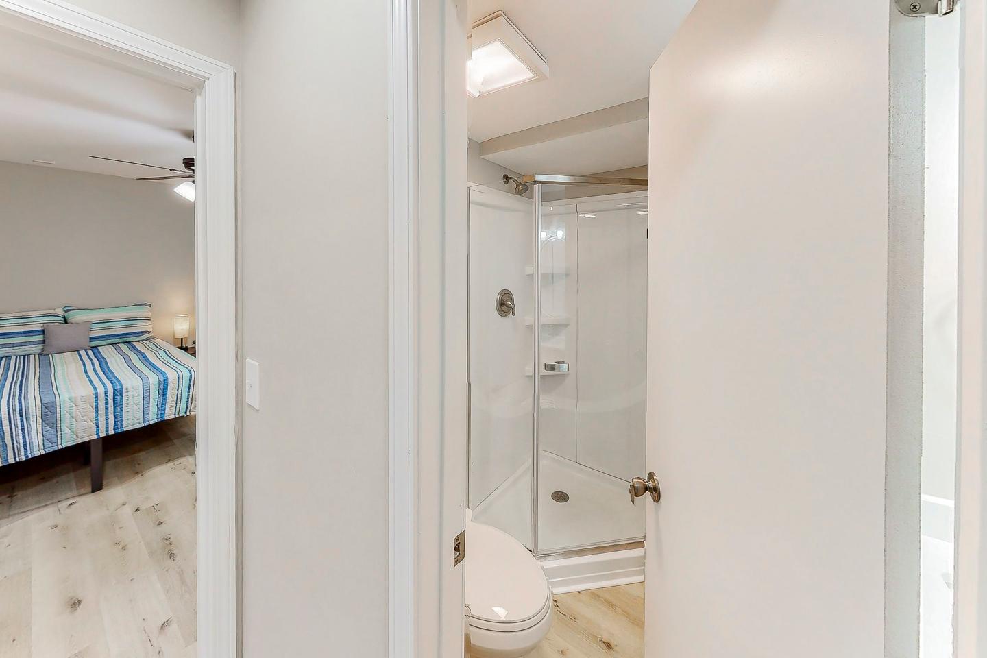 Bathroom(s)