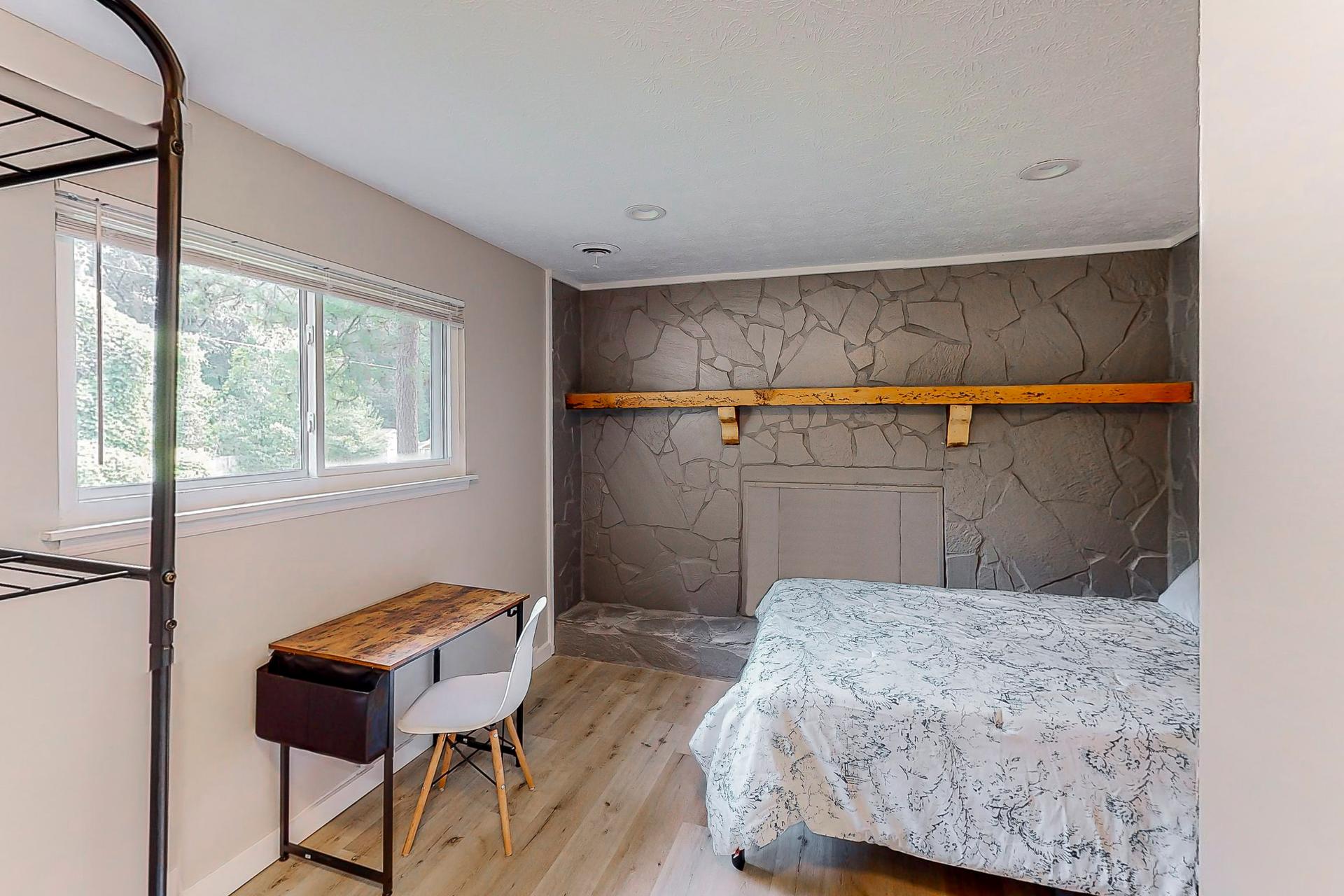 bedroom, detected:bed