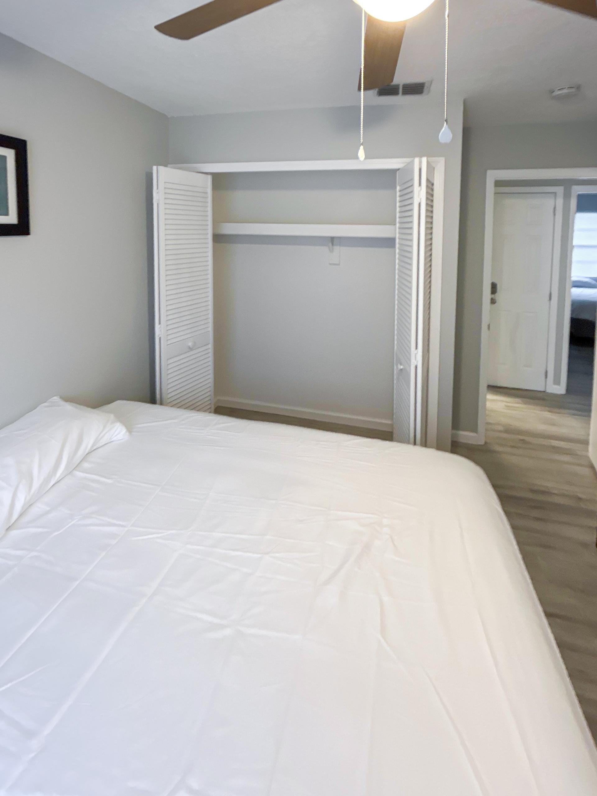 bedroom, detected:bed, window blind