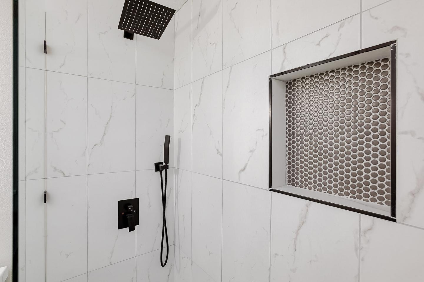 Bathroom(s)