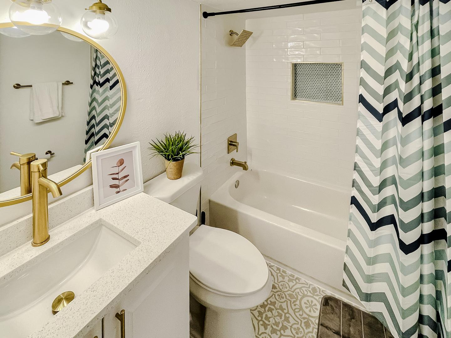 Bathroom(s)