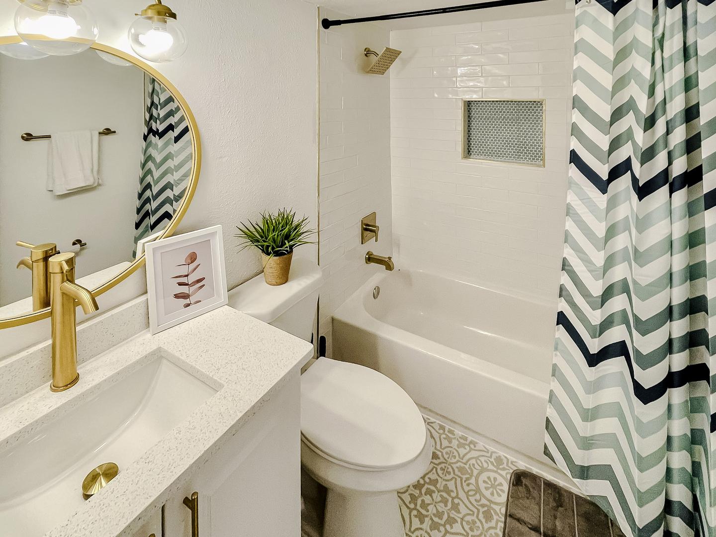 Bathroom(s)