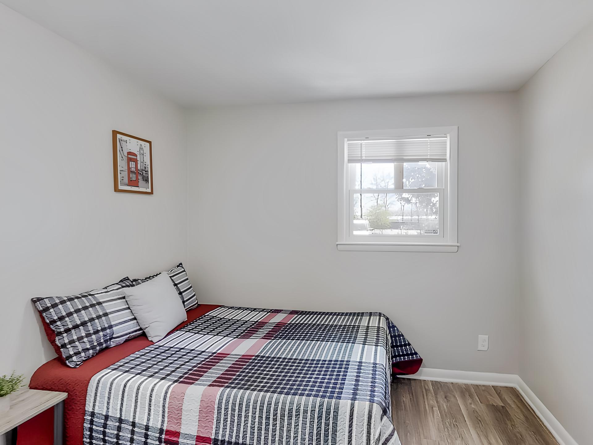 bedroom, detected:bed