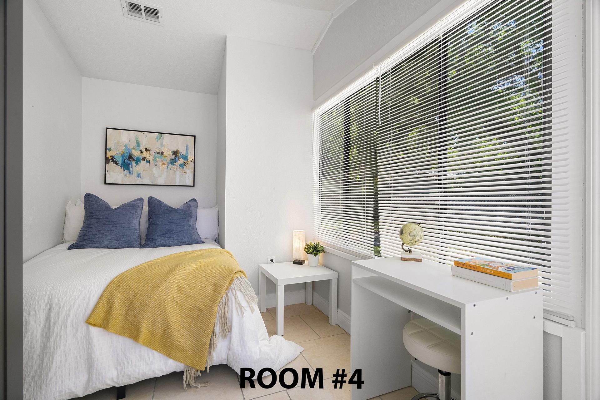bedroom, detected:window blind, bed