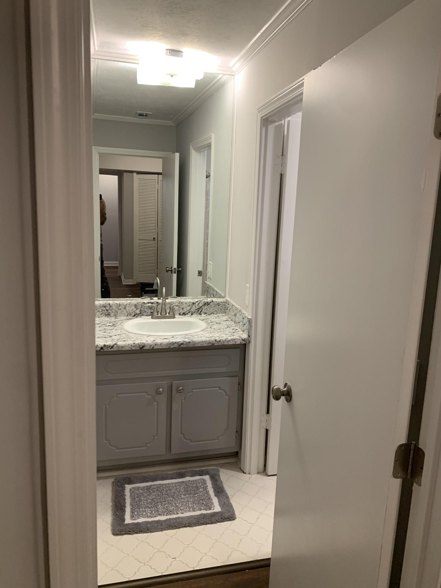 Bathroom(s)