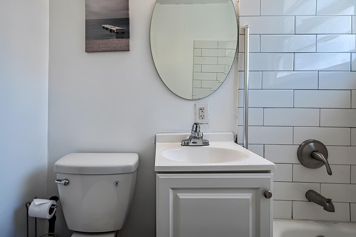 Bathroom(s)