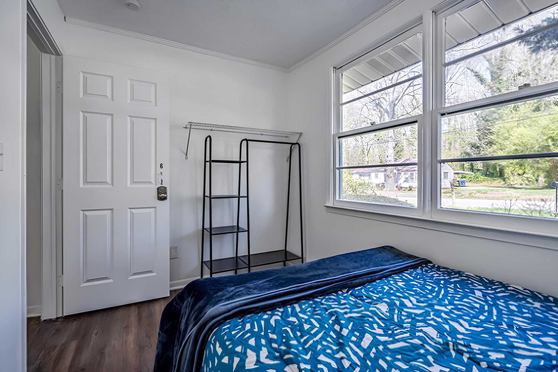 bedroom, detected:bed, window blind