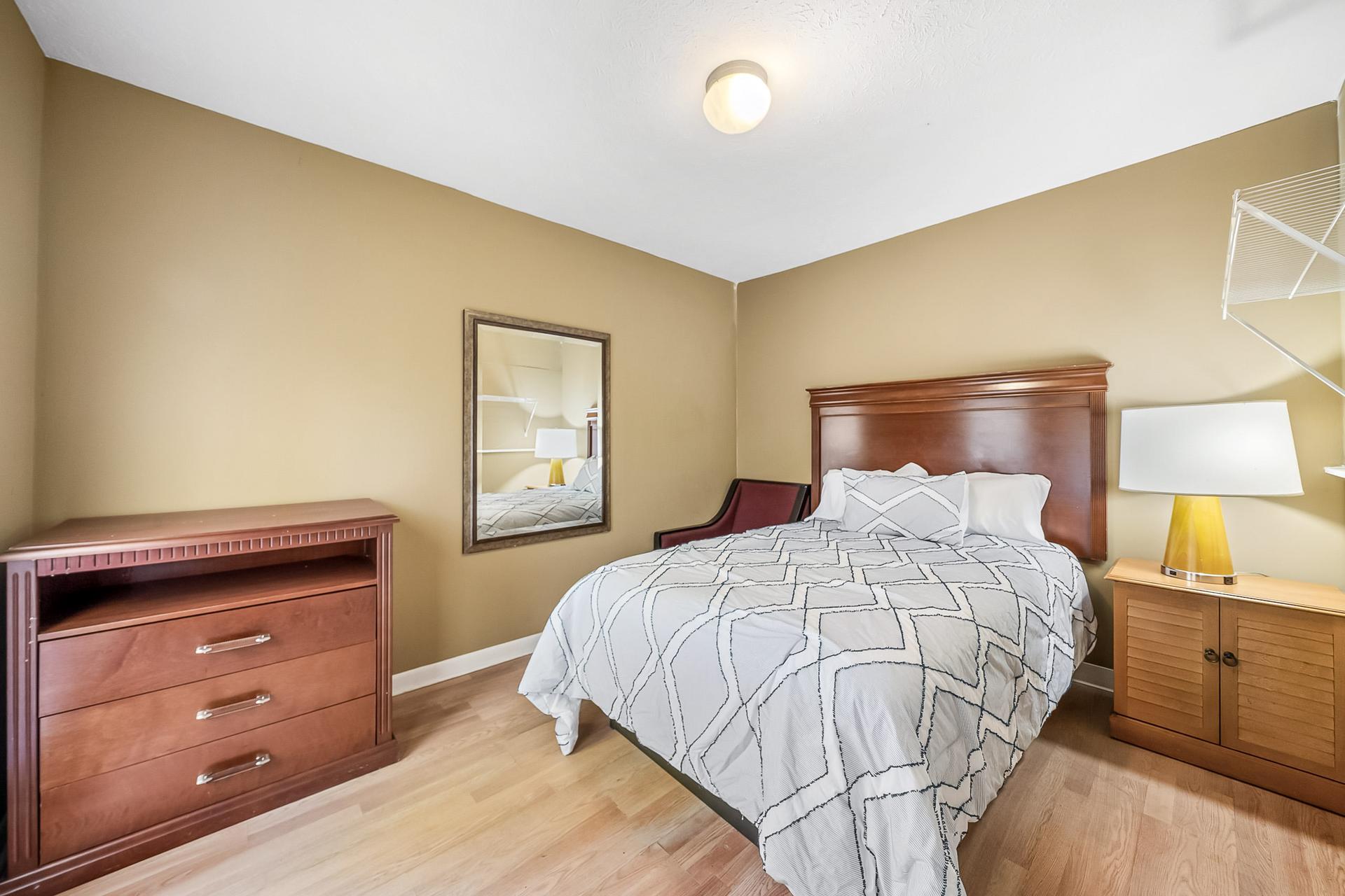 bedroom, detected:bed