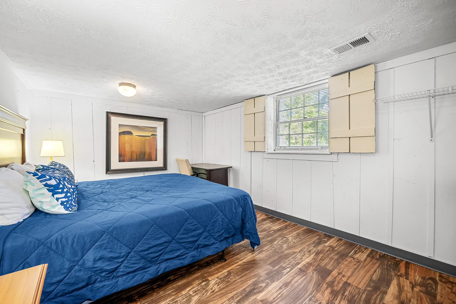bedroom, detected:bed