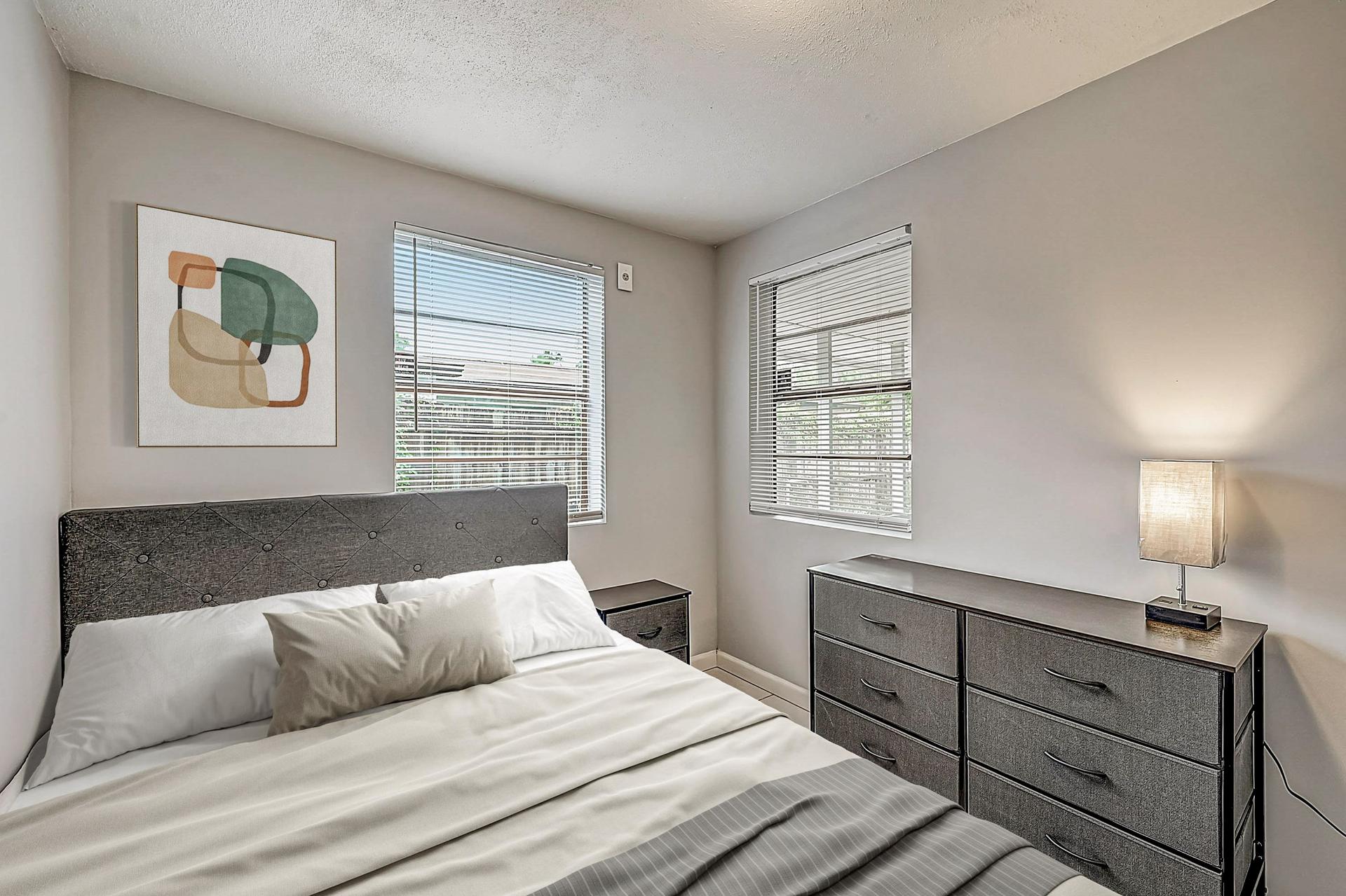 bedroom, detected:bed