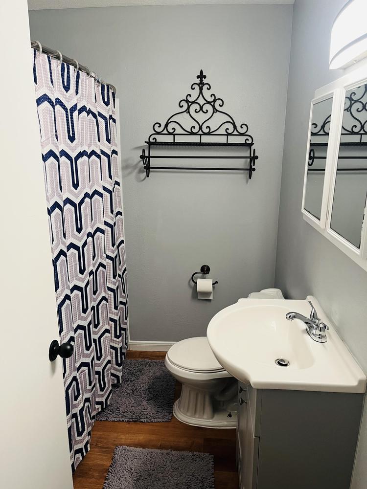 Bathroom 2