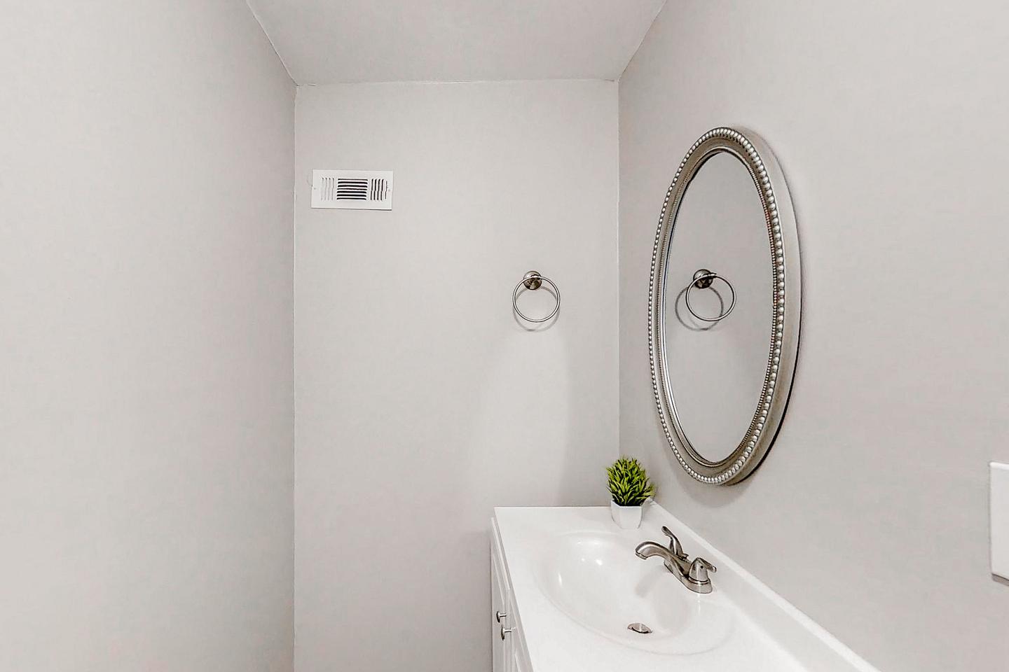 Bathroom(s)