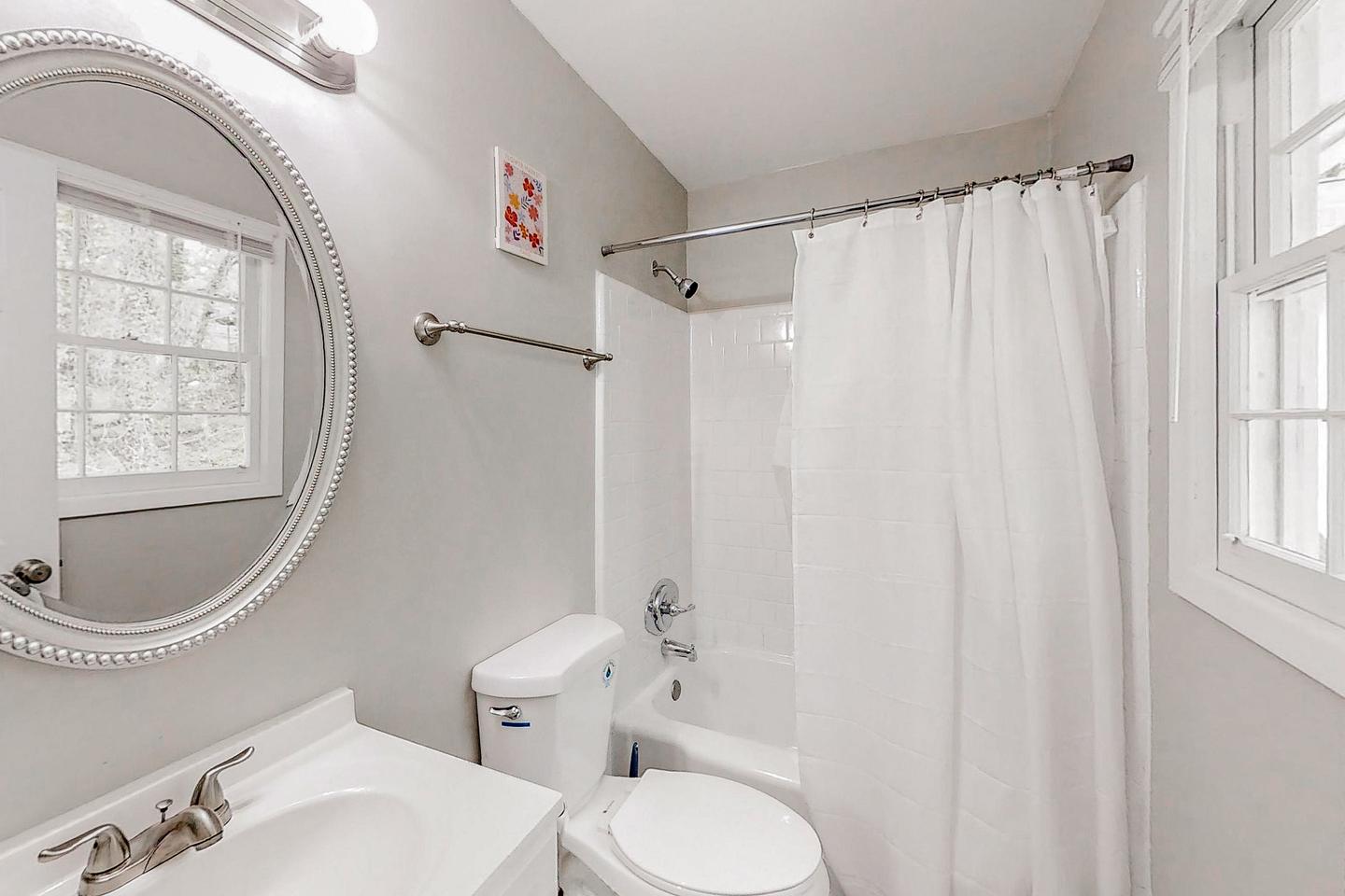Bathroom(s)