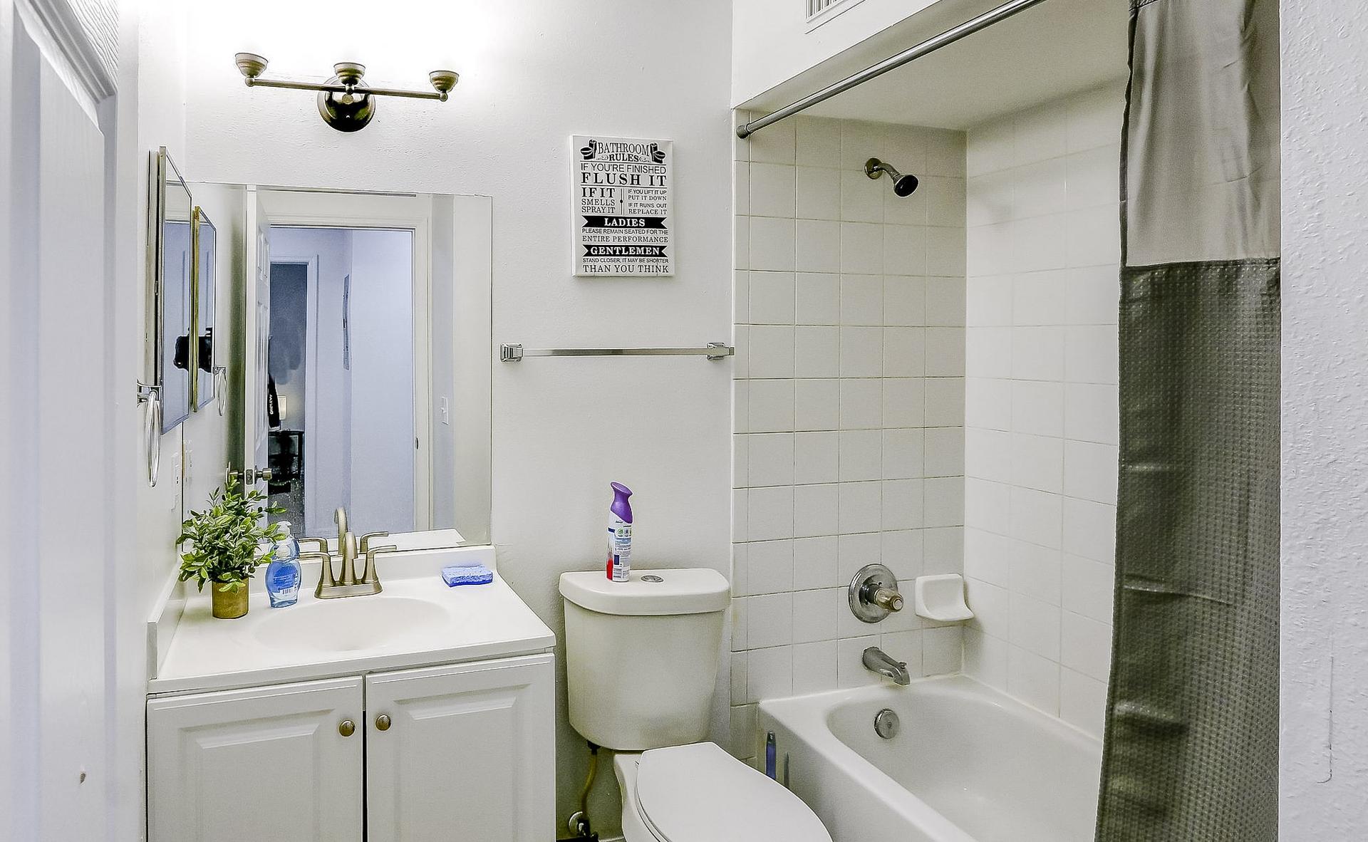 Bathroom(s)