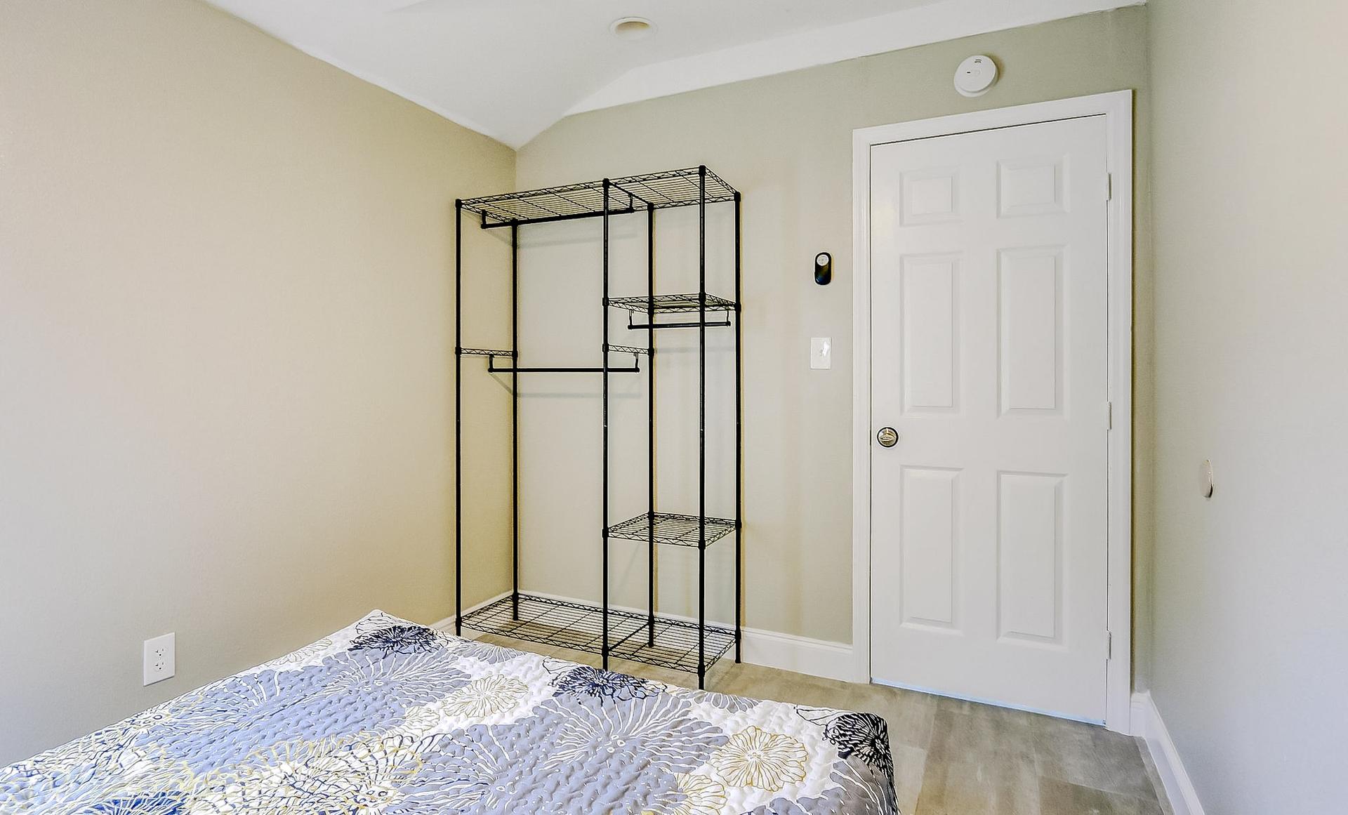 bedroom, detected:bed
