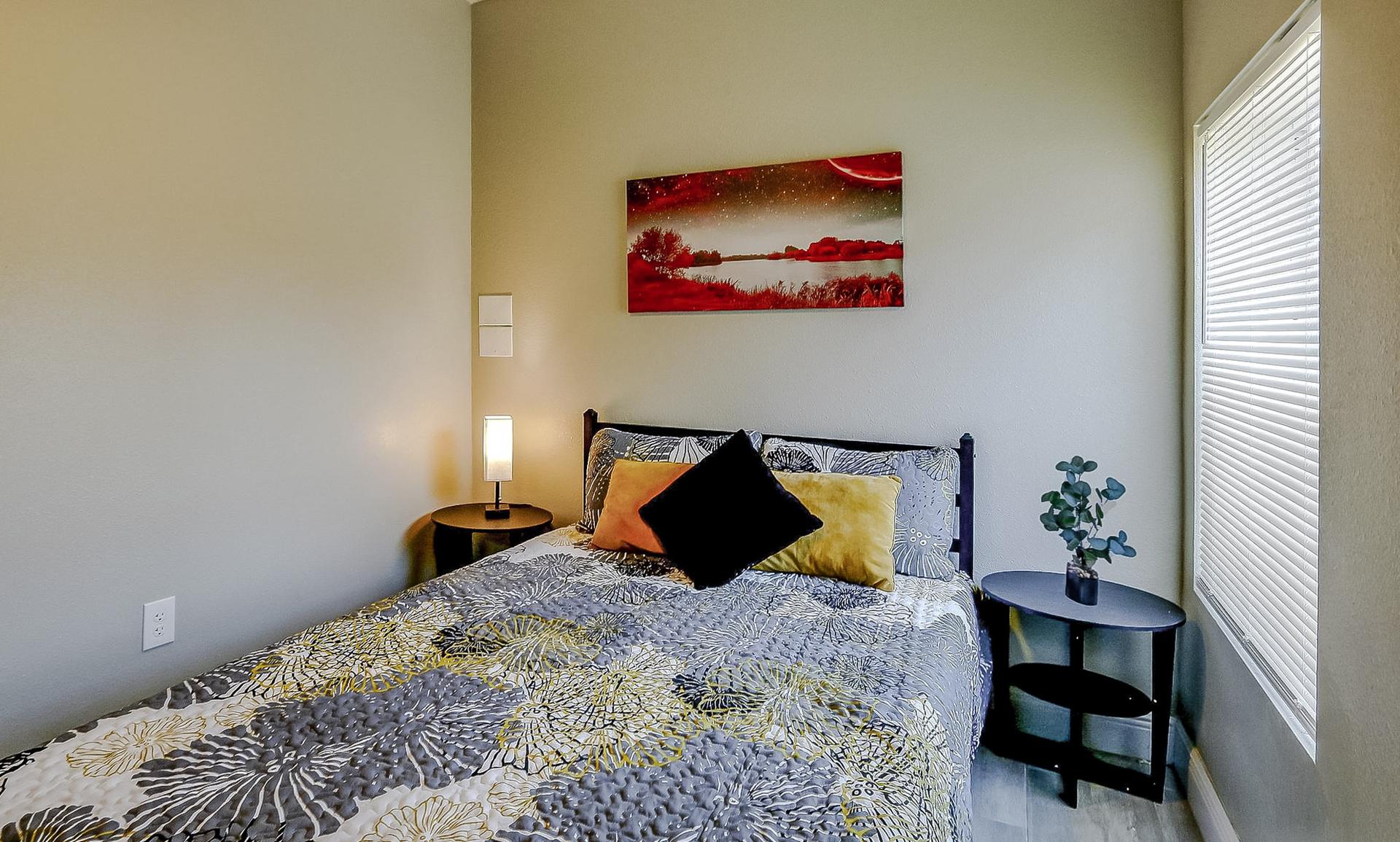 bedroom, detected:bed, window blind