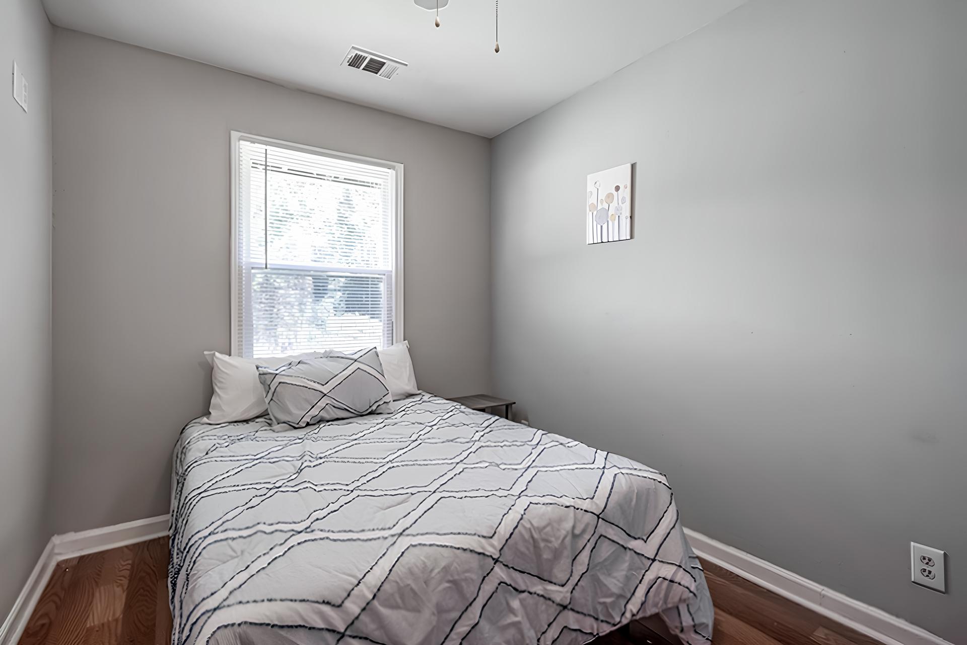 bedroom, detected:bed, ceiling fan