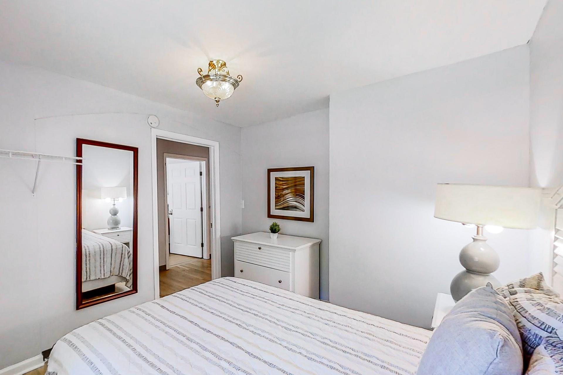 bedroom, detected:bed