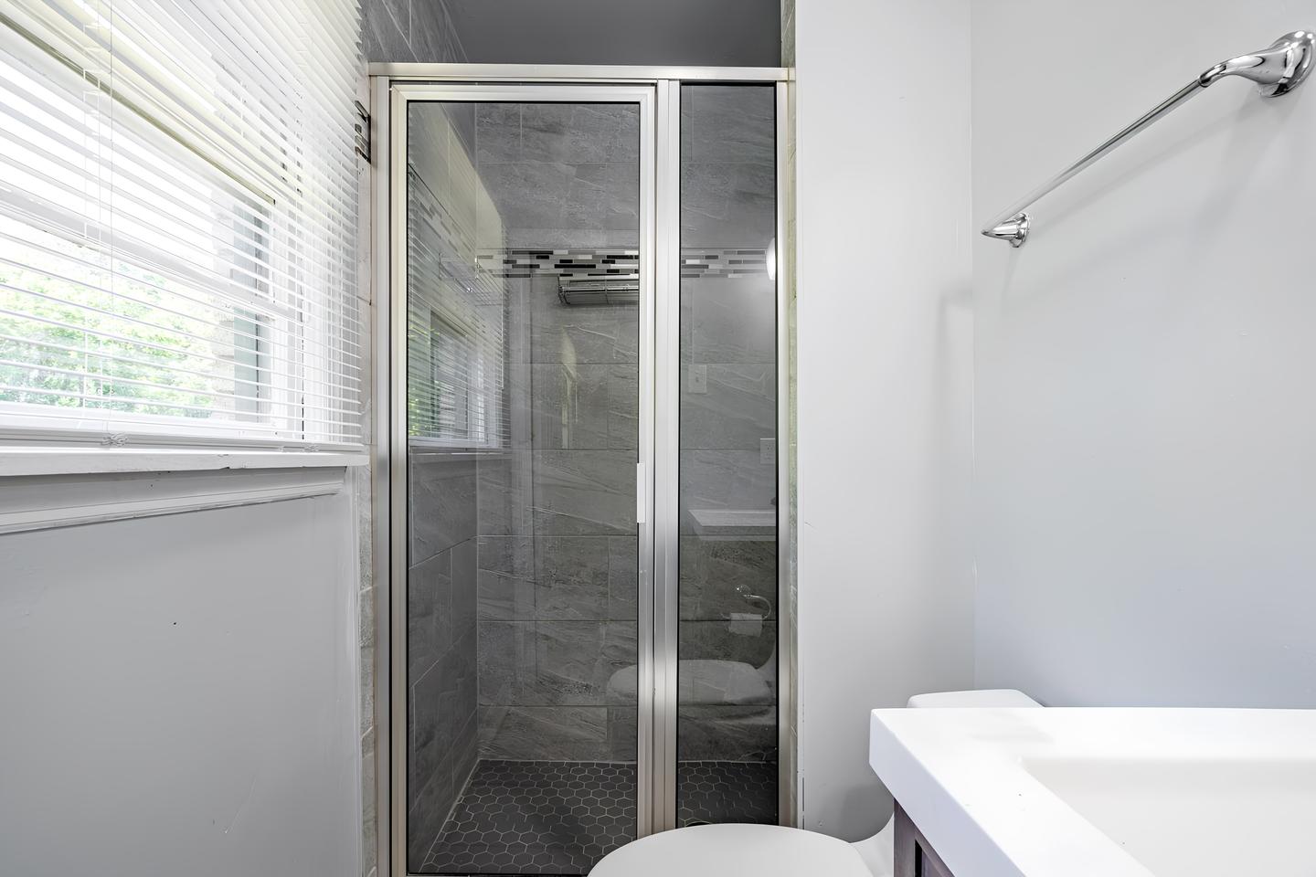 Bathroom(s)