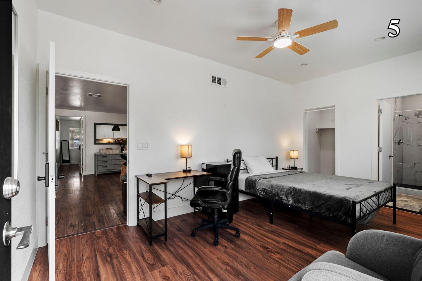 Bedroom