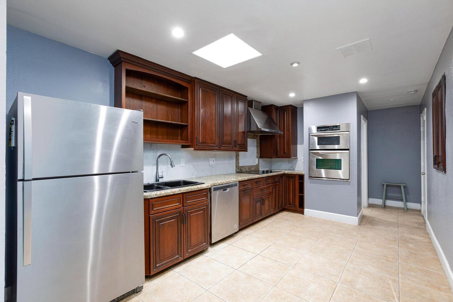 Common spaces including the kitchen
