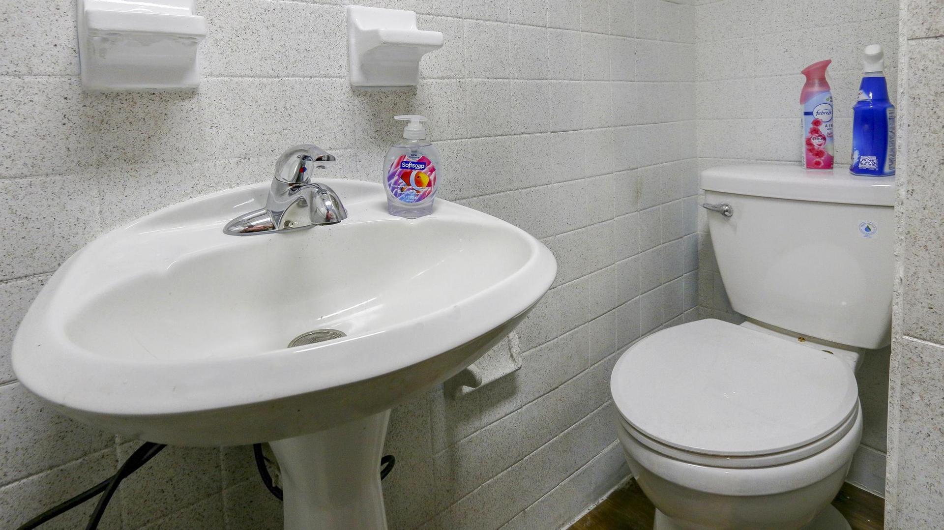 Bathroom 2
