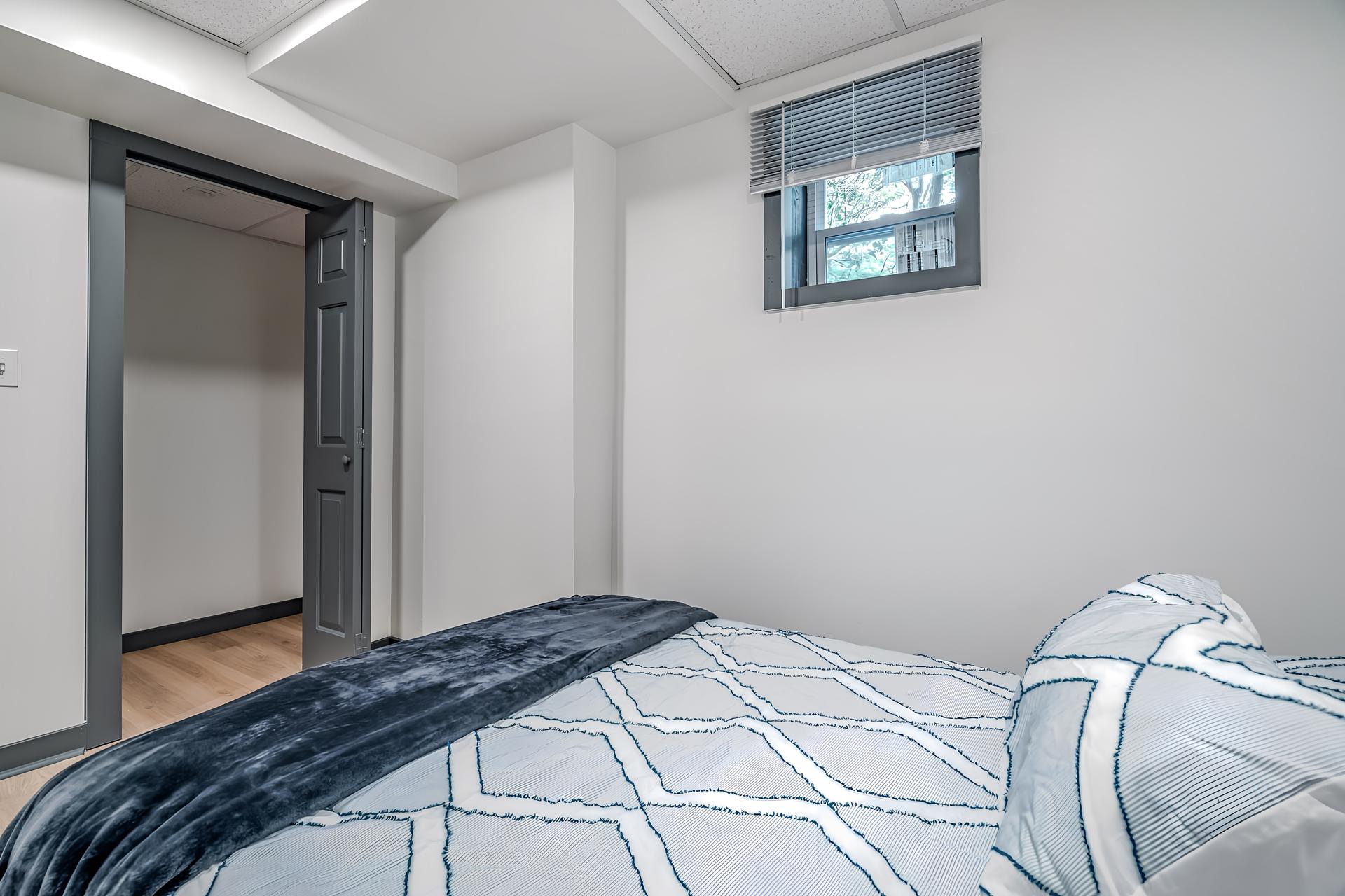 bedroom, detected:bed