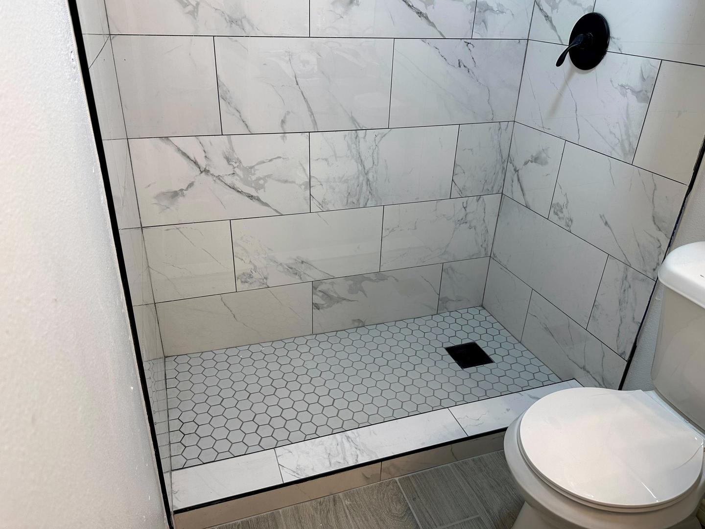 Bathroom(s)