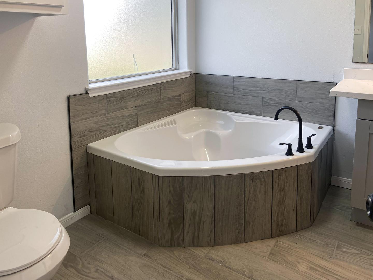 Bathroom(s)