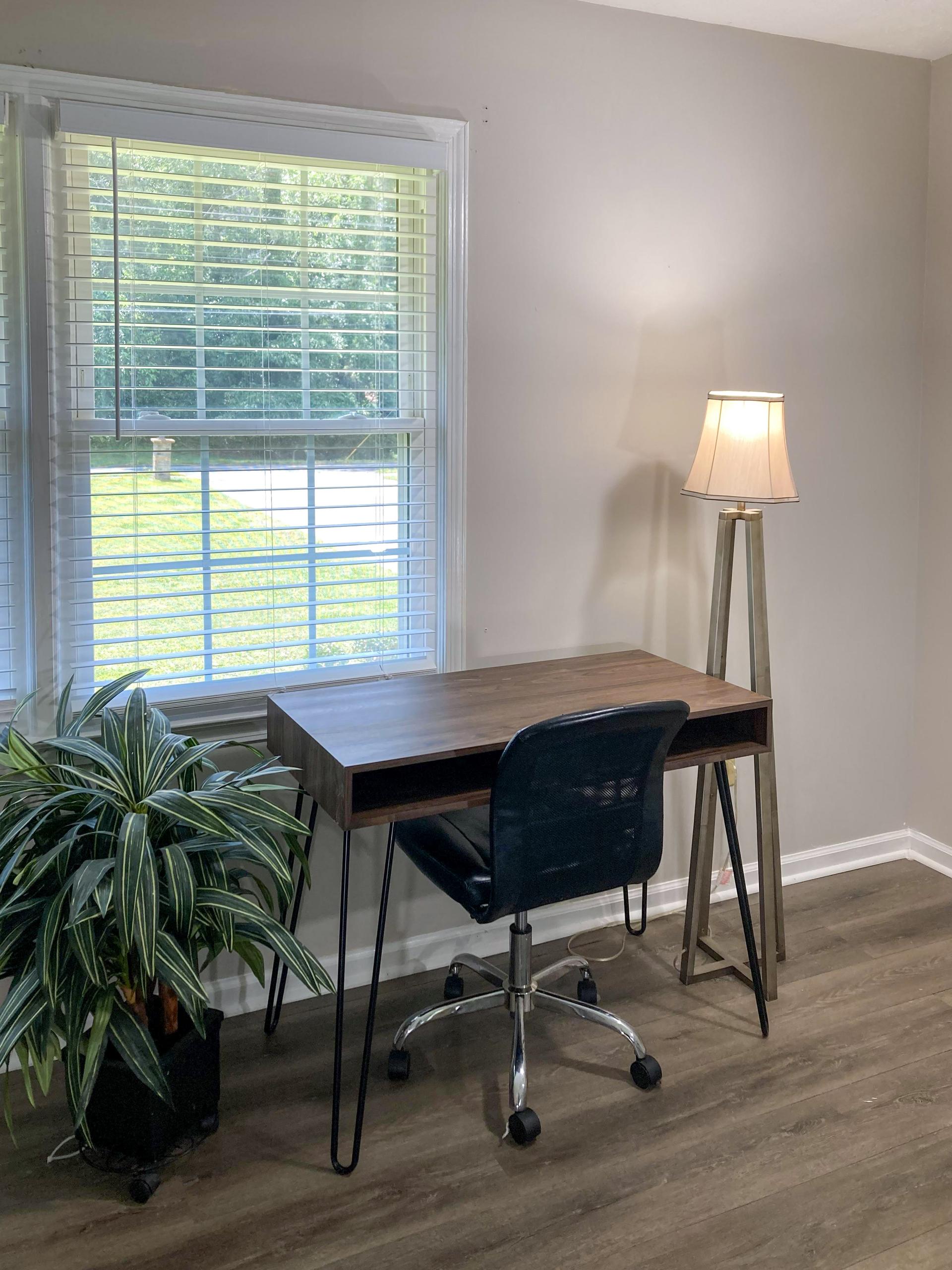 living_room, detected:window blind