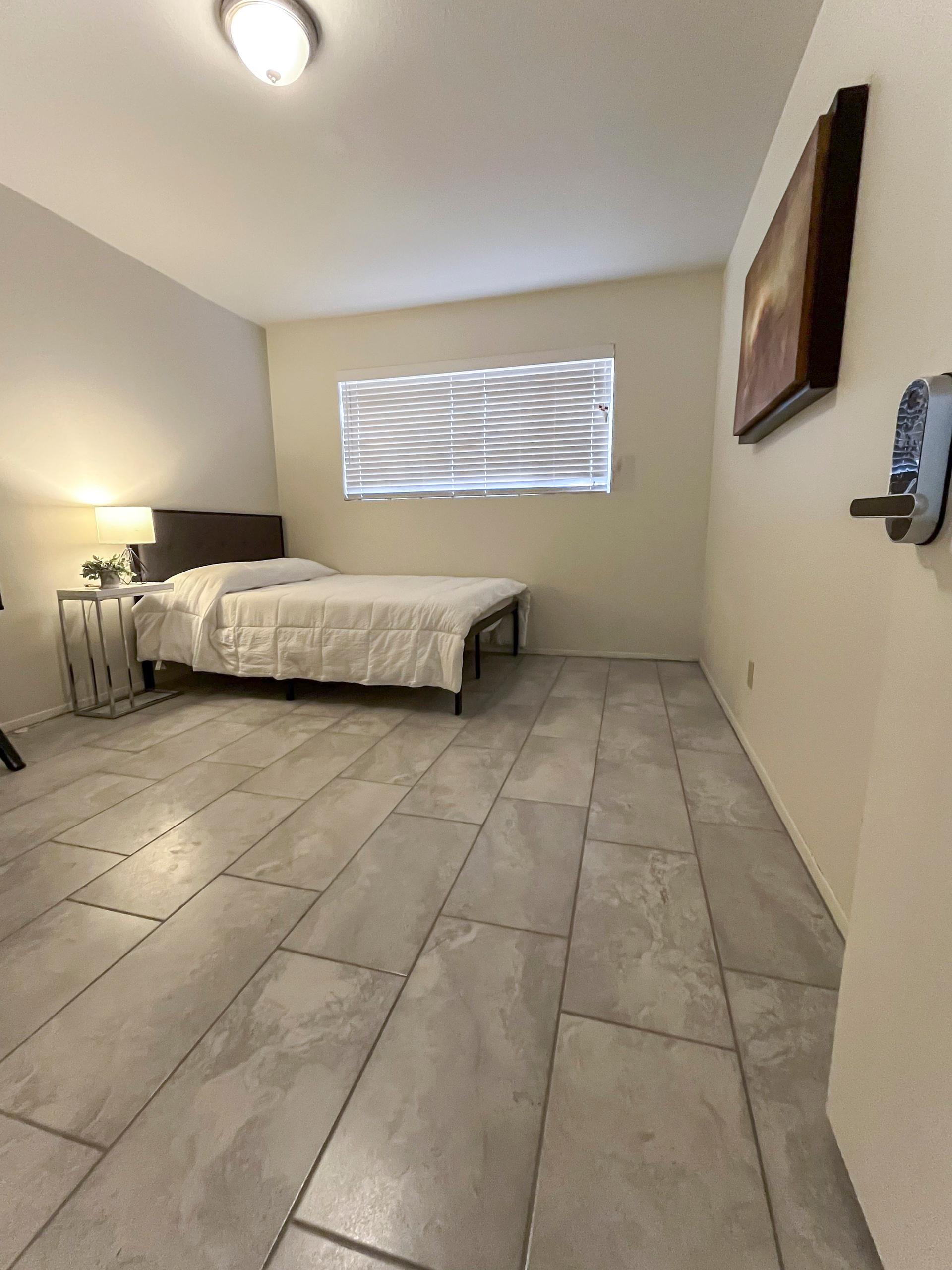 bedroom, detected:bed, window blind