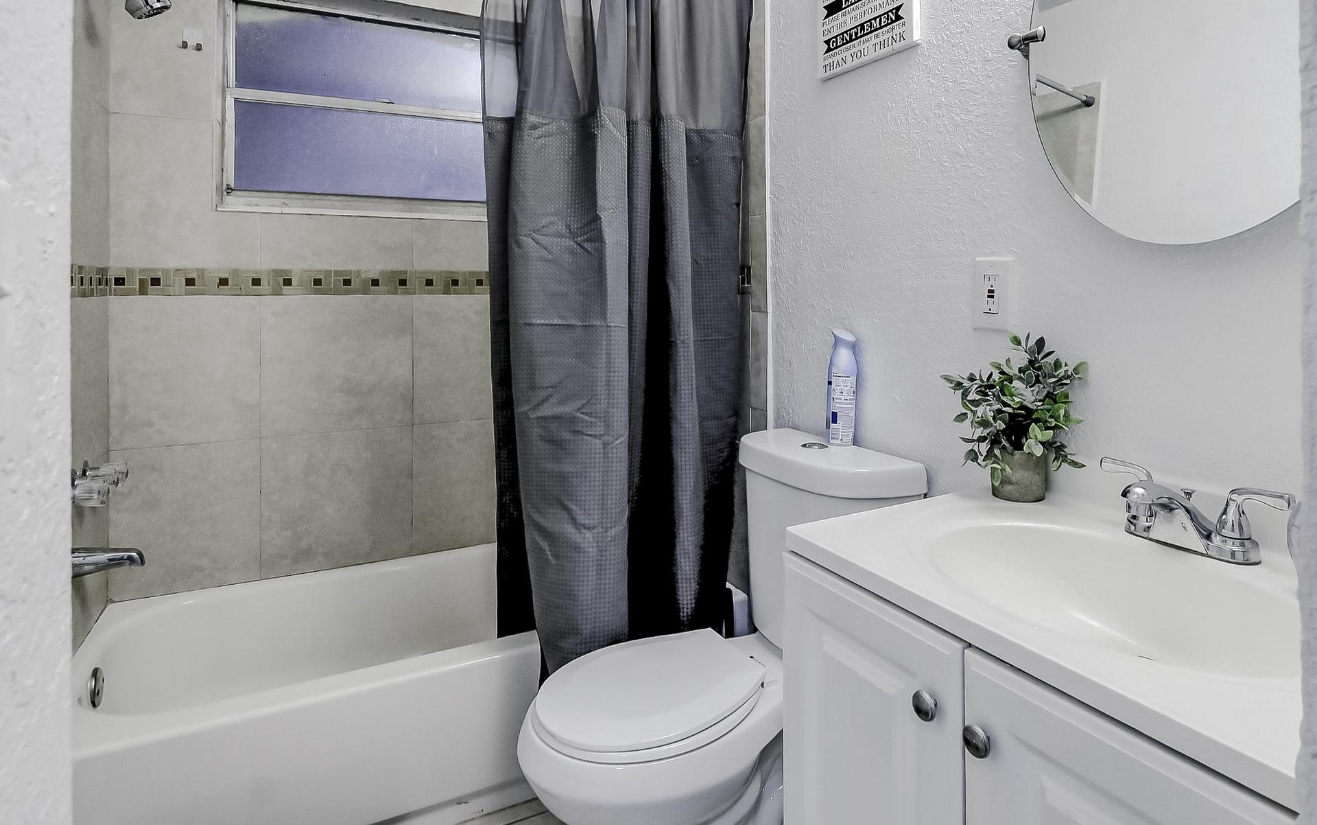 Bathroom(s)