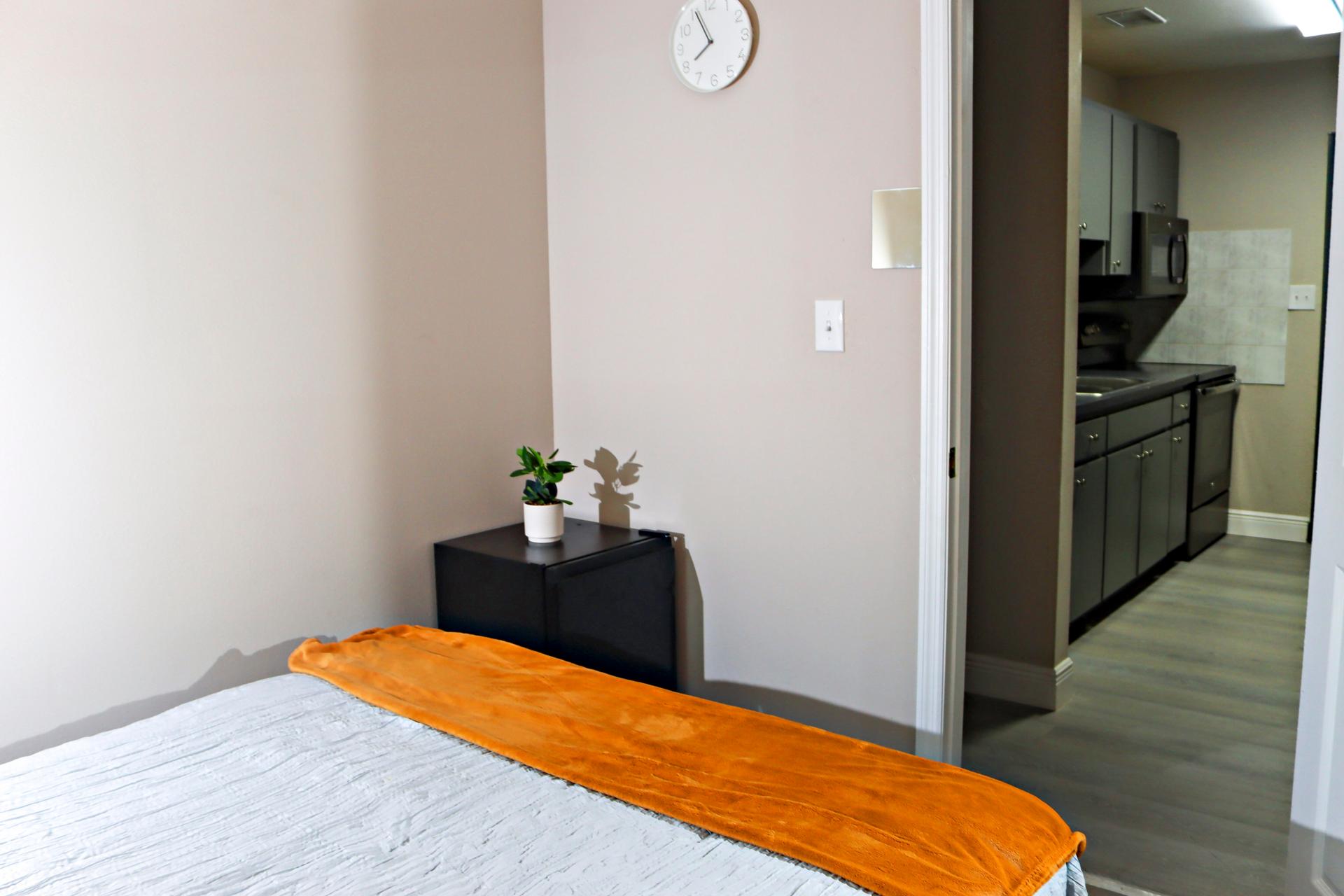 bedroom, detected:bed