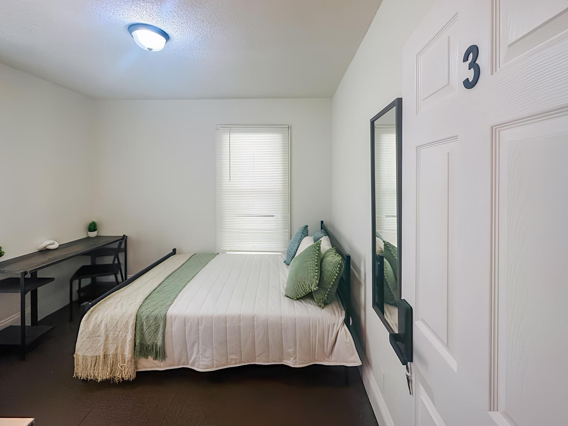 bedroom, detected:bed
