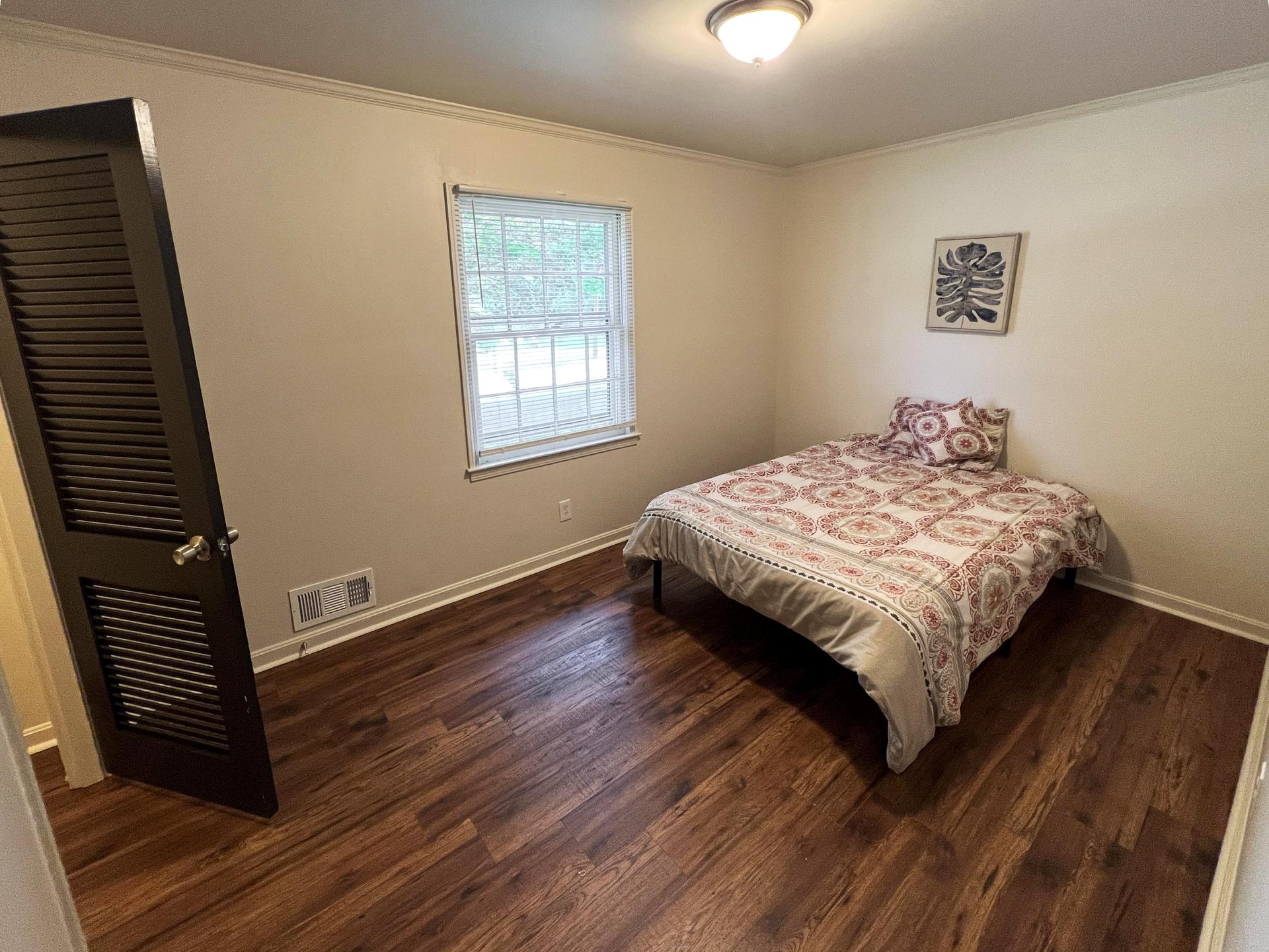 bedroom, detected:bed, window blind