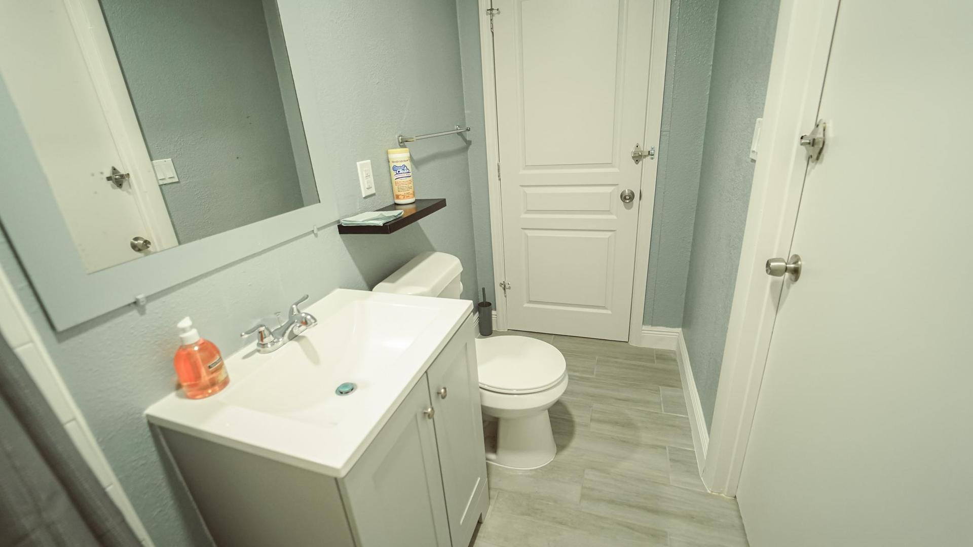Bathroom 2