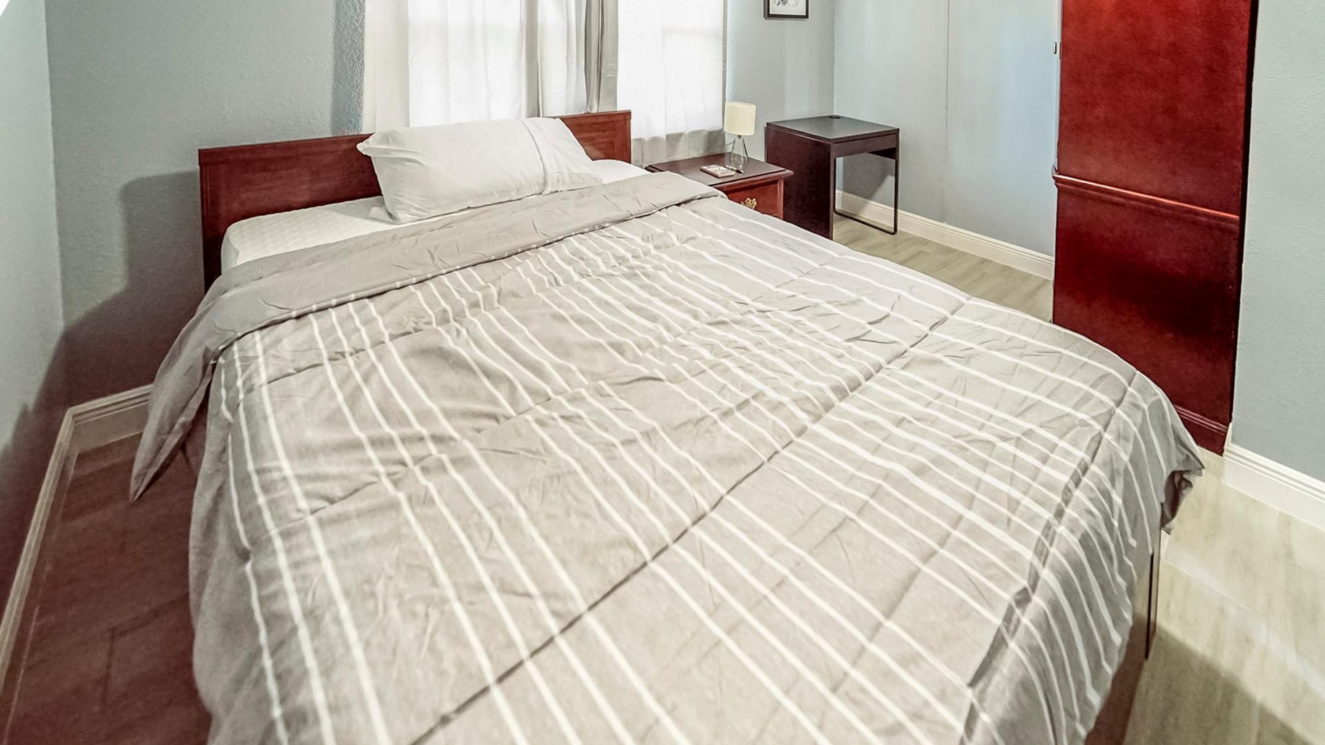 bedroom, detected:bed