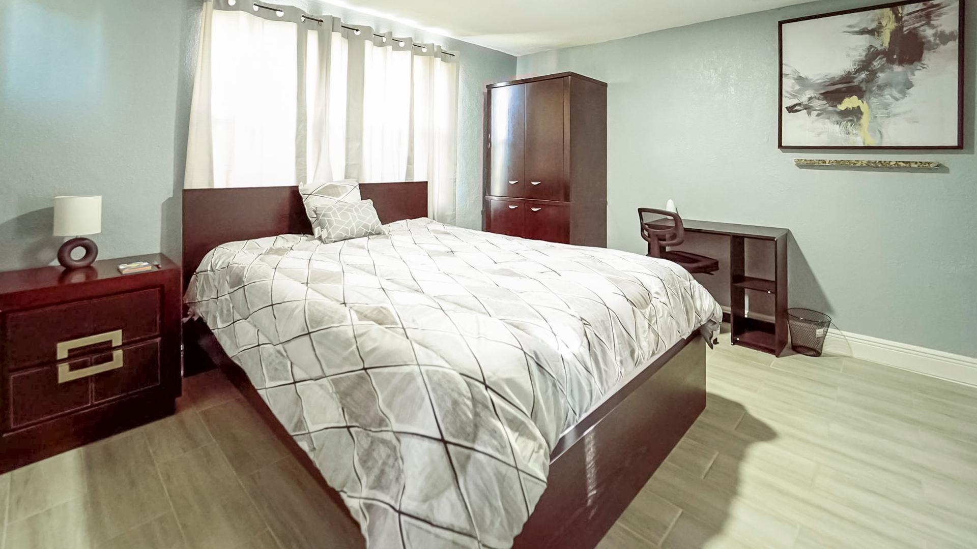 bedroom, detected:bed