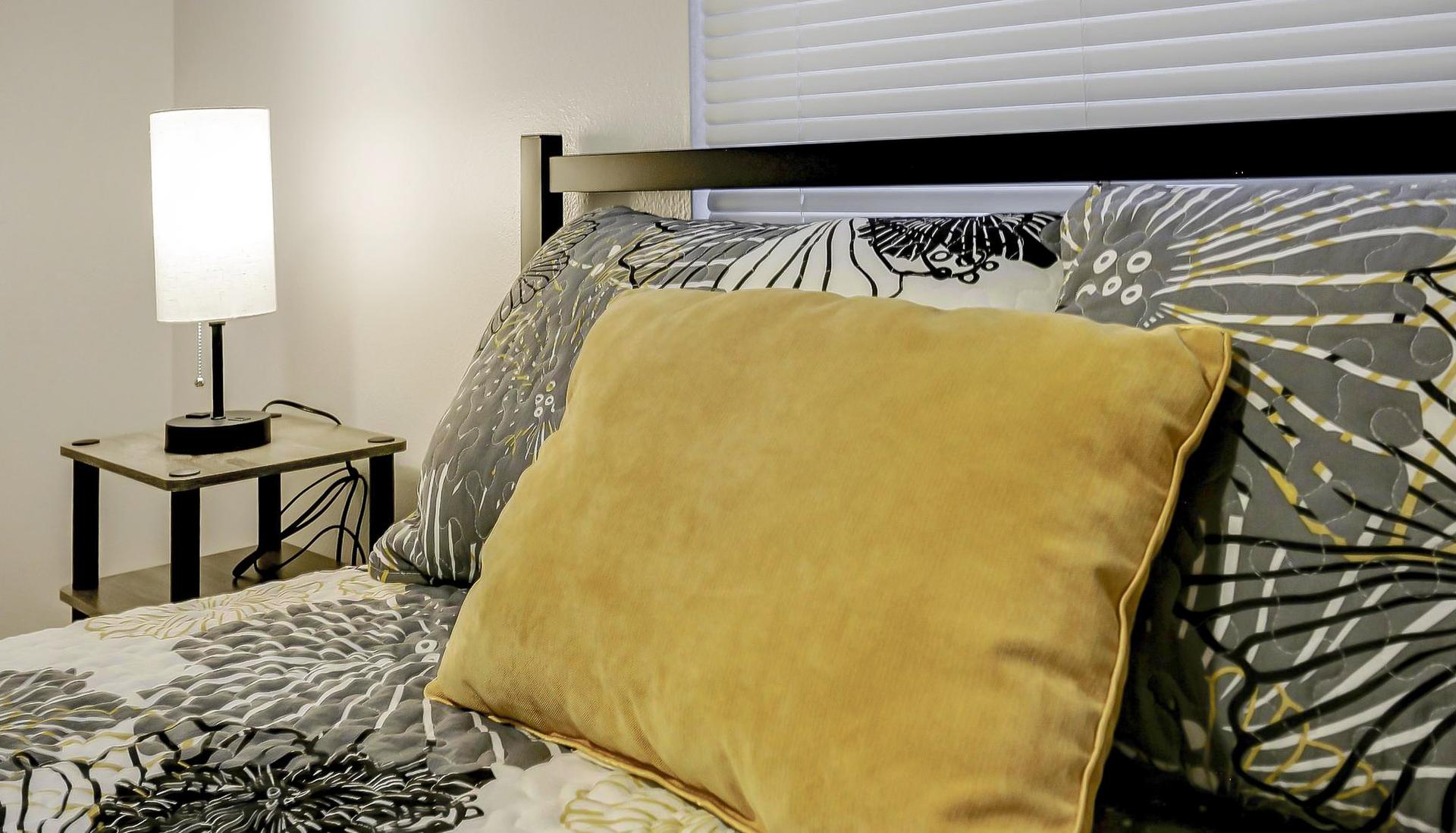 bedroom, detected:bed, window blind
